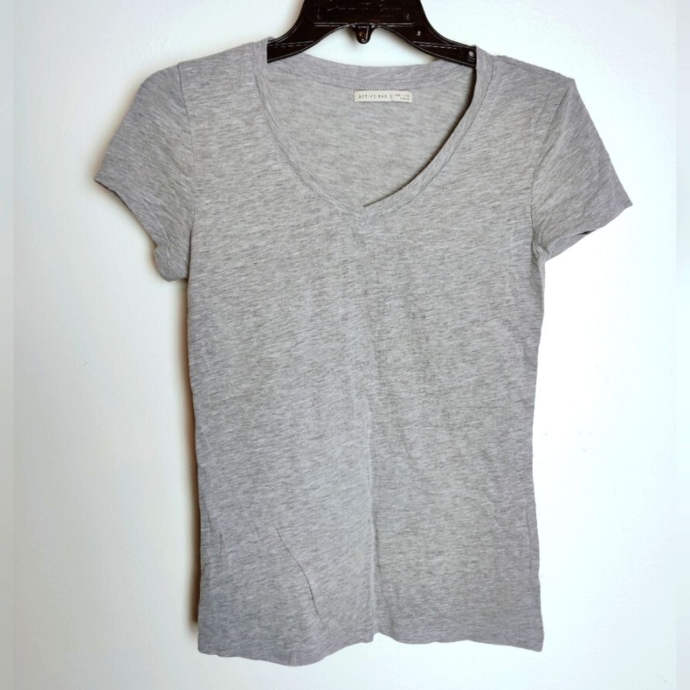 Active Basic Women's Gray V-Neck Fitted Slim Fit T-shirt, Size M